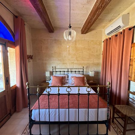 Maria'S B&B Ghasri  Luaran gambar