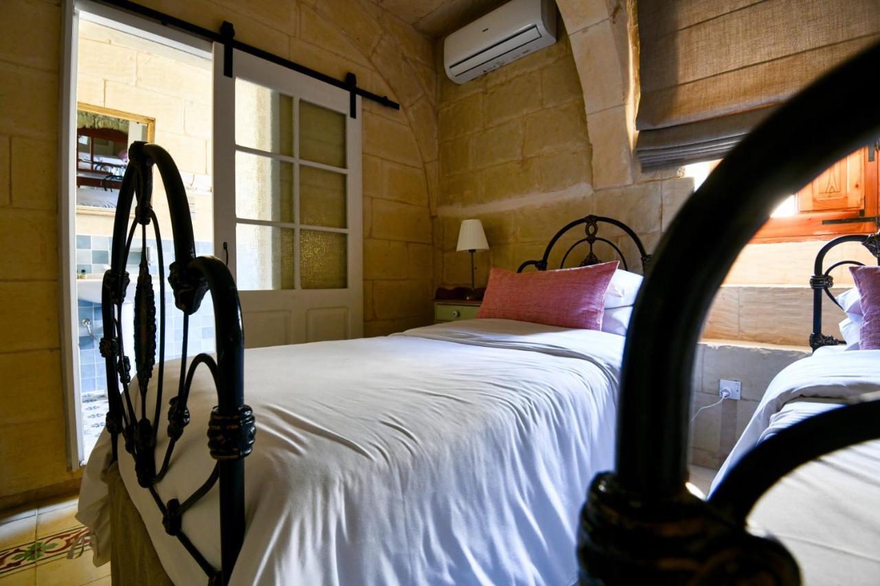 Maria'S B&B Ghasri  Luaran gambar