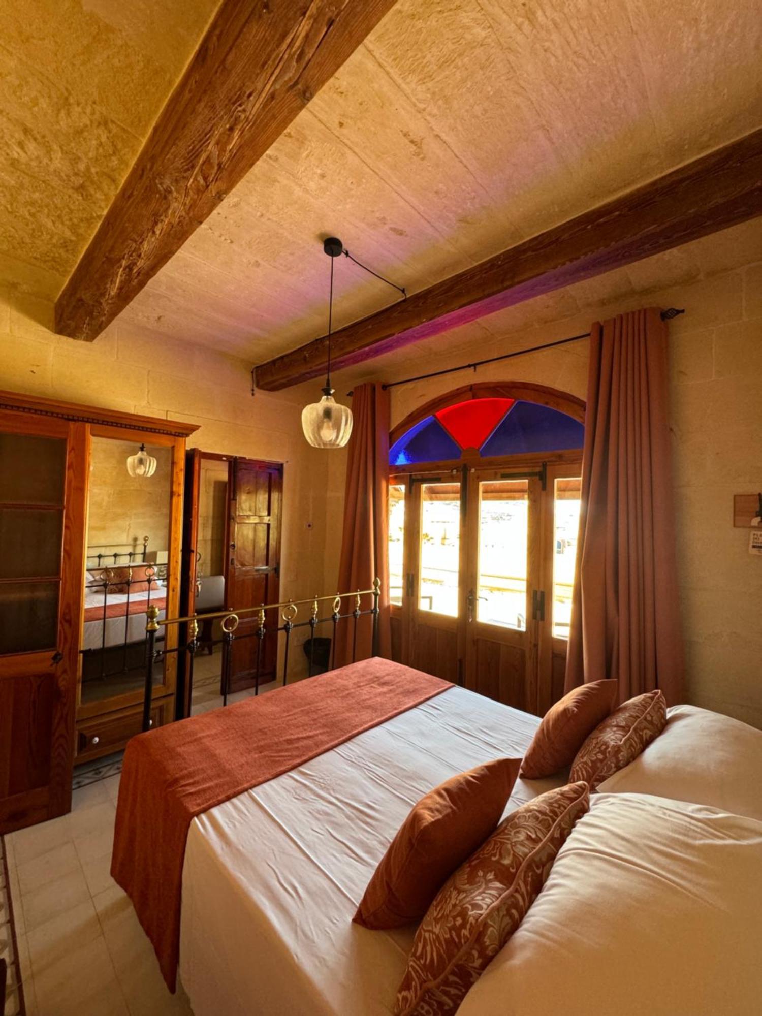 Maria'S B&B Ghasri  Luaran gambar